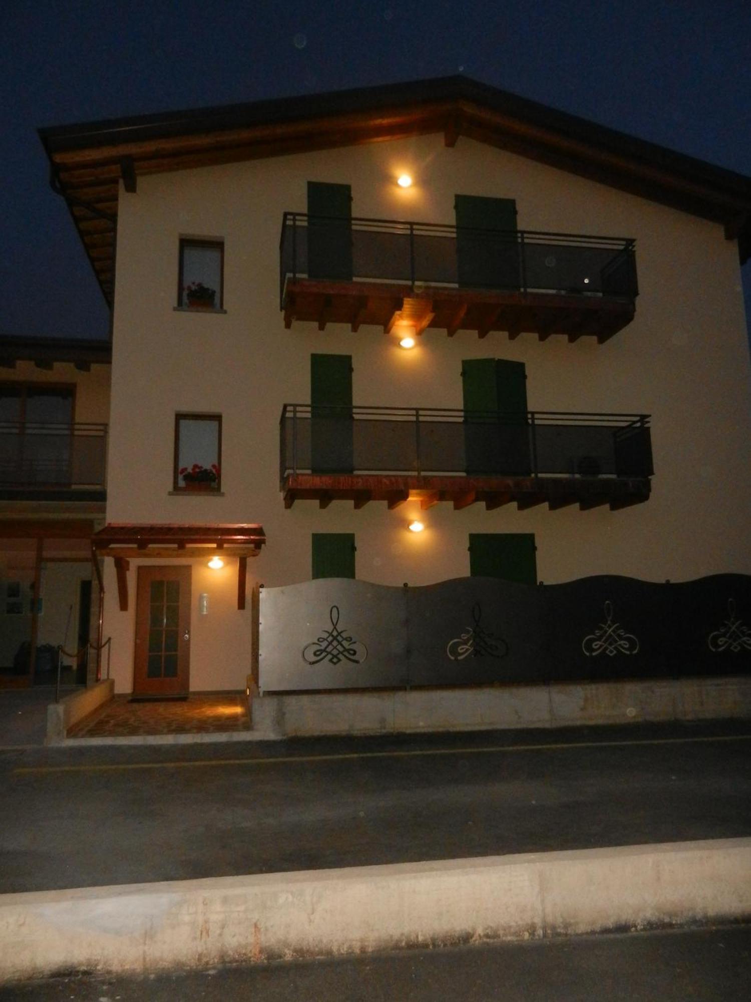 Costa di Mezzate B&B Ad Hoc מראה חיצוני תמונה