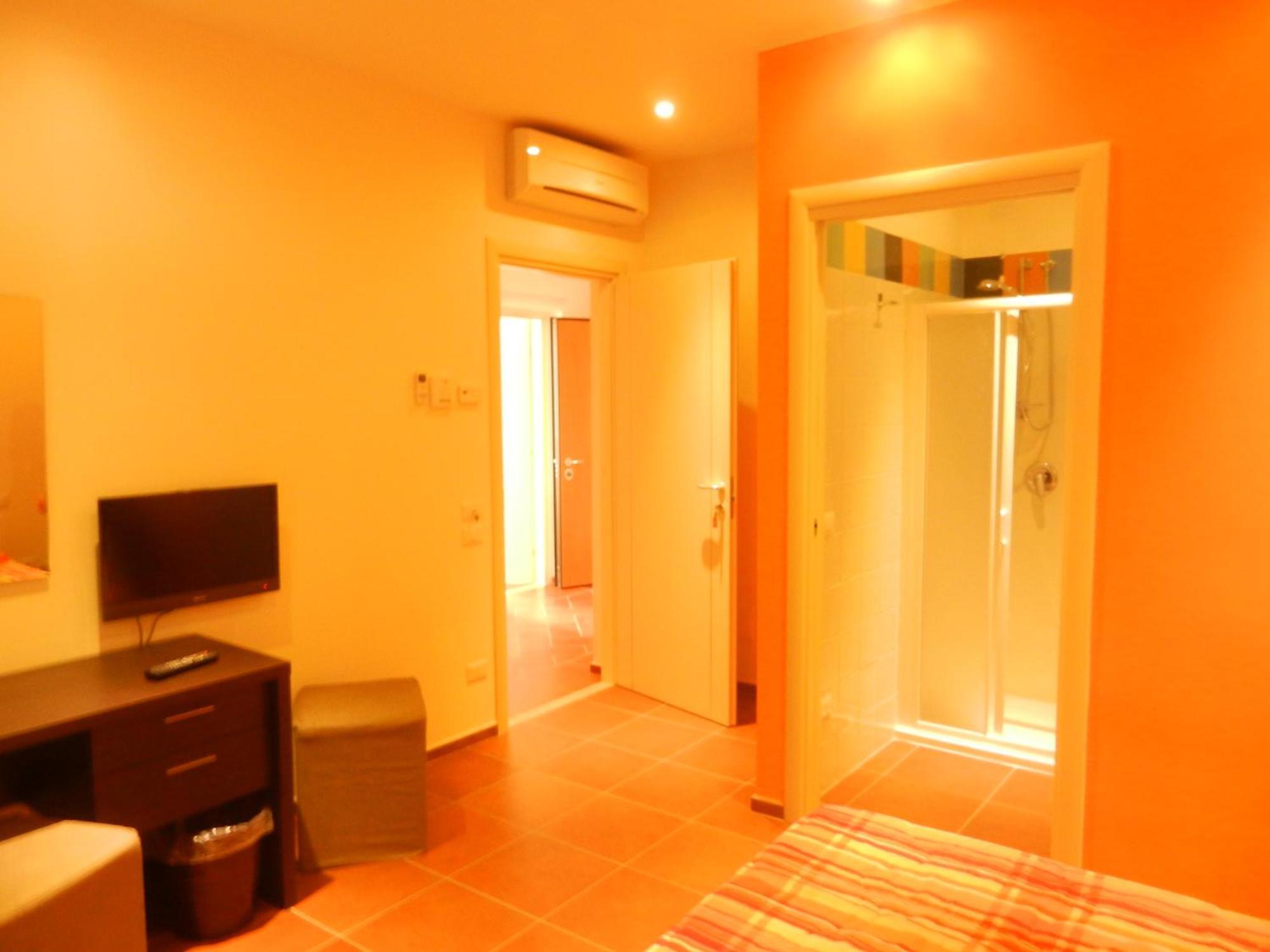 Costa di Mezzate B&B Ad Hoc מראה חיצוני תמונה